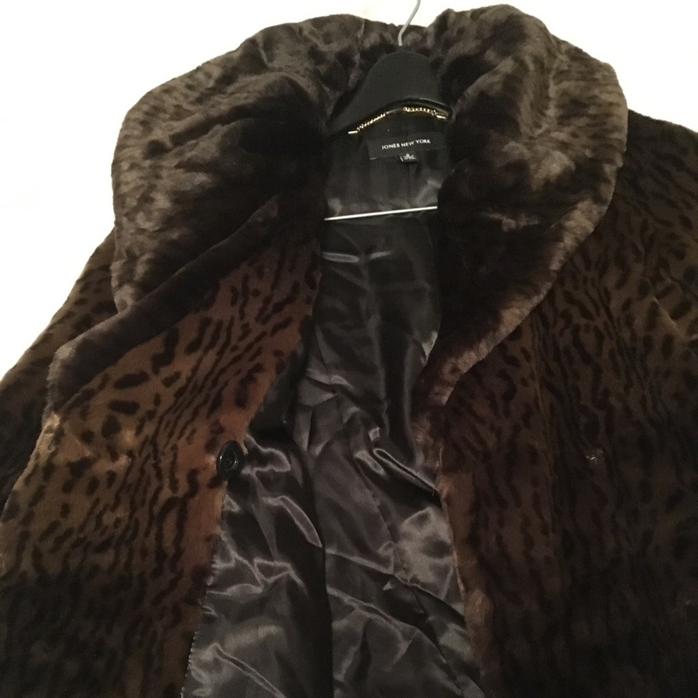 *Rare* Jones NY Faux Fur Coat